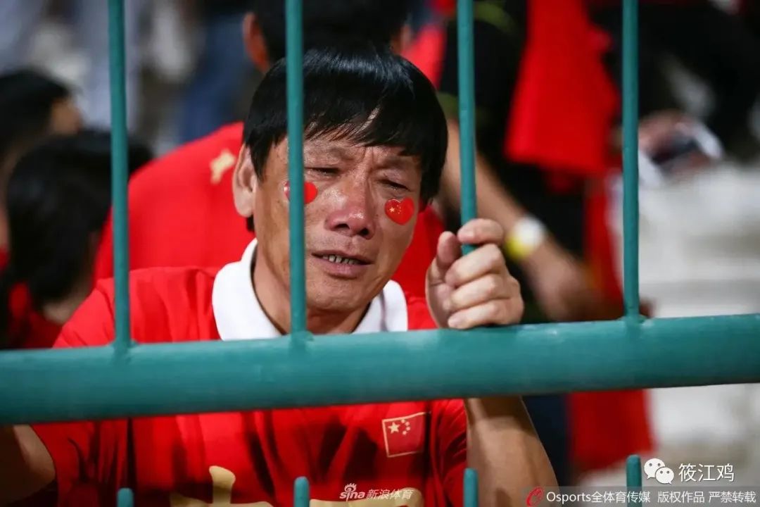 一代人的芳华已逝留下的都是回忆,一代人的芳华就此谢幕