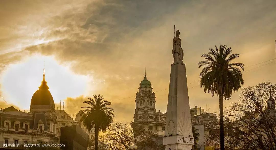 博尔赫斯小径分岔花园,博尔赫斯小径分岔的花园在线阅读