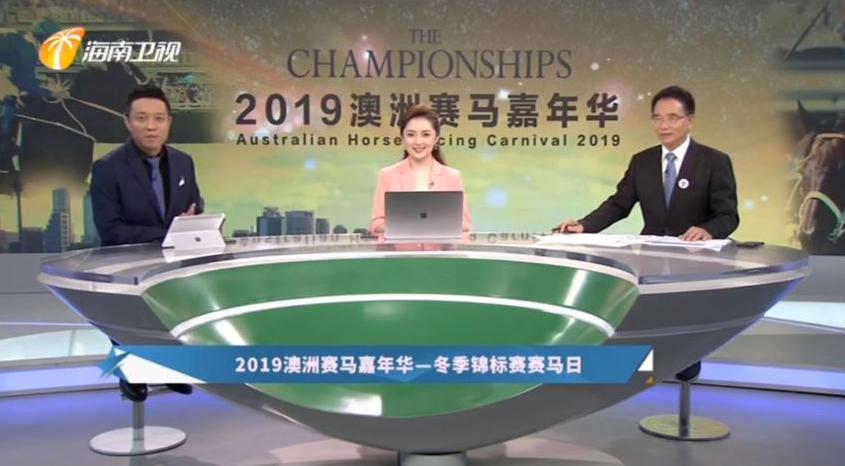 中传毕业，气质出众，这位校花主持人藏不住了