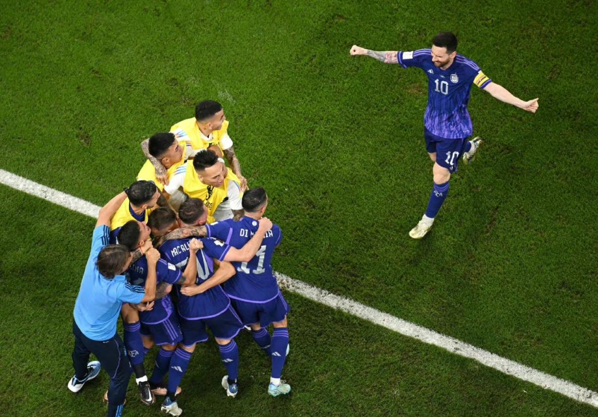 世界杯16强决出10席！阿根廷法国锁定头名，4组淘汰赛对阵出炉