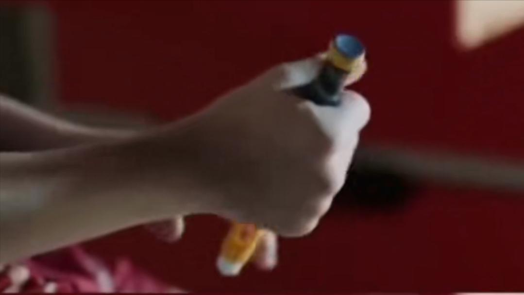 球王梅西凝望大力神杯,球王梅西樊振东