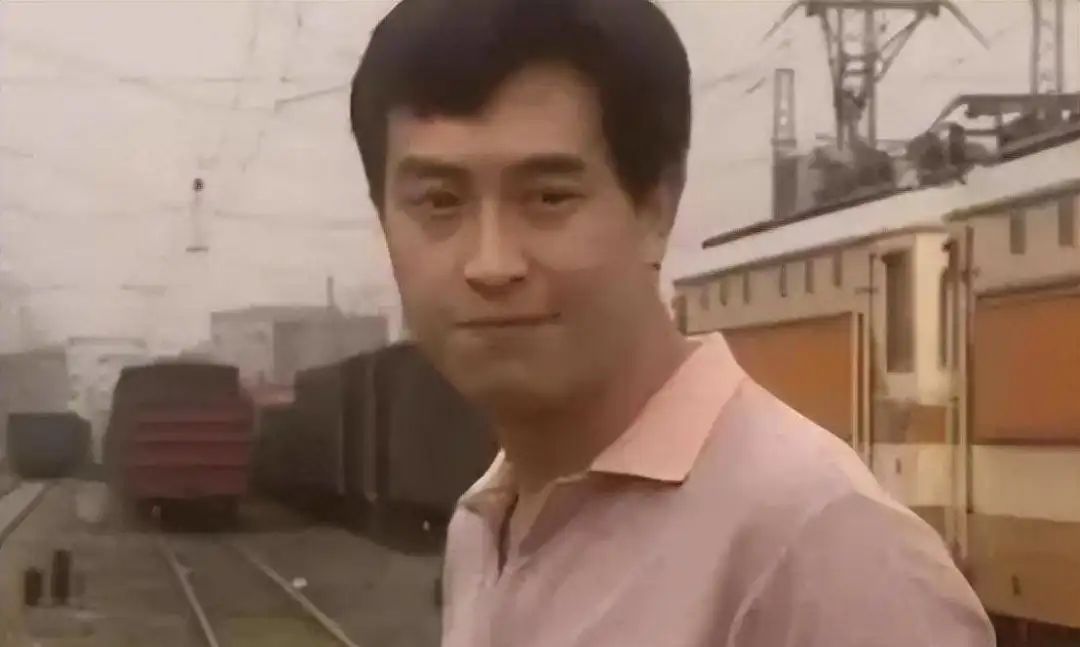 张嘉译成功的原因,张嘉译现在情况