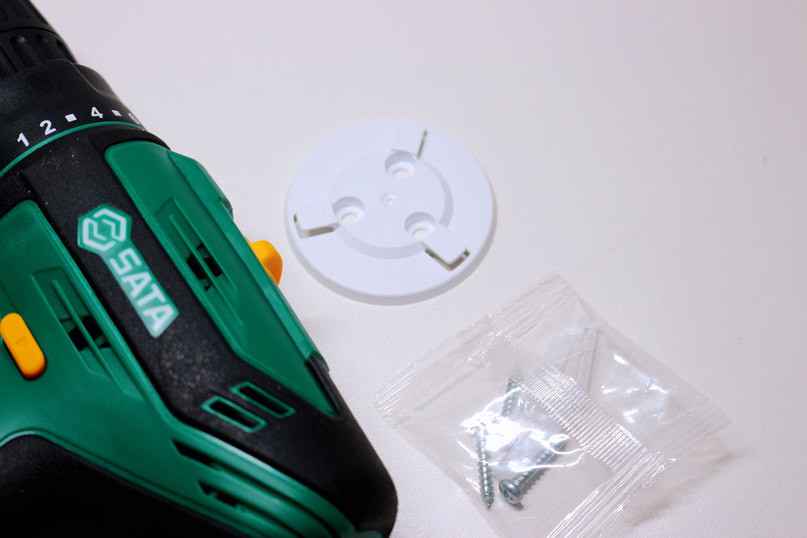 不是手工男家里是否需要备一把电钻？世达SATA电钻05806使用有感