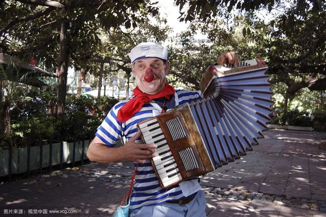 博尔赫斯小径分岔花园,博尔赫斯小径分岔的花园在线阅读