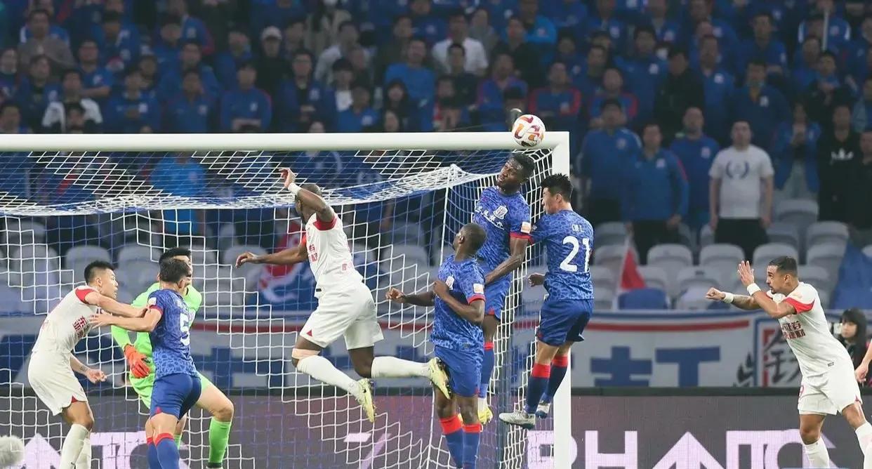 2024中超联赛第15轮青岛海牛对战,泰山2:1战胜三镇