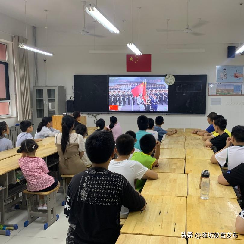 新闻周播报完整版,潍坊校园新闻播报