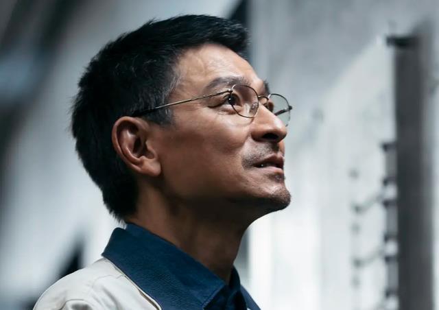 流浪地球2歌曲周深,流浪地球2主题曲周深评价