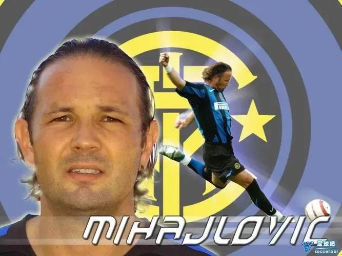 米哈伊洛维奇任意球帽子戏法集锦,米哈伊洛维奇任意球帽子戏法时间