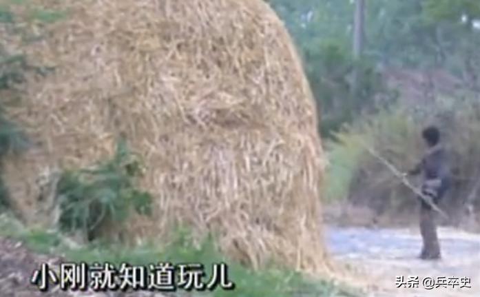 32岁小伙沉迷网络游戏死亡,网吧网瘾少年猝死的案例