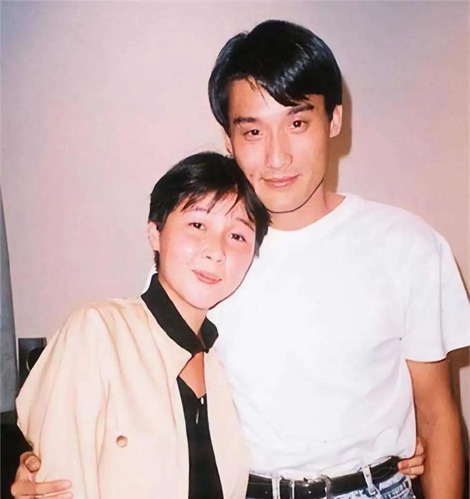 张嘉译成功的原因,张嘉译现在情况