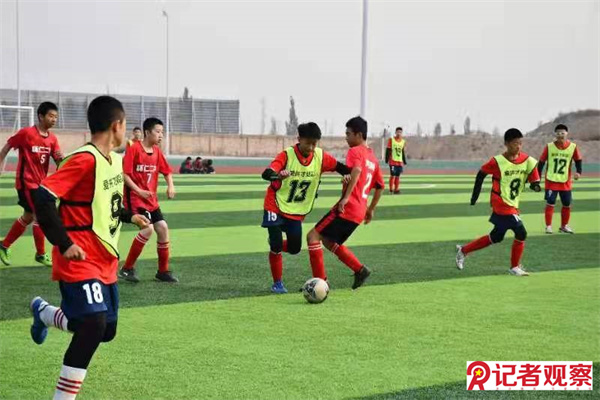 推动校园足球特色学校持续发展,学校体育文化建设