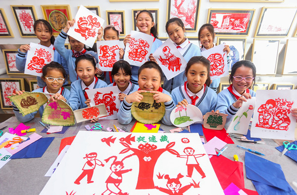 学生心理压力大怎么缓解家长焦虑,初中上学家长焦虑怎么解决