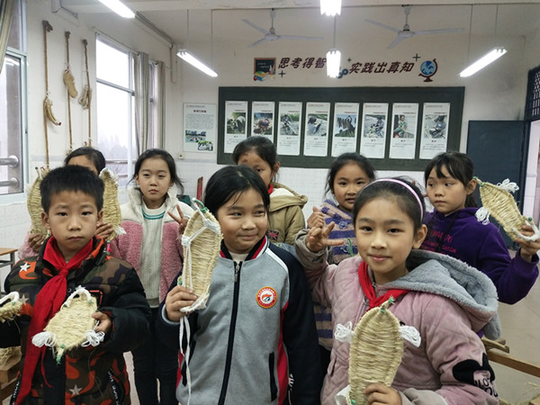 学生心理压力大怎么缓解家长焦虑,初中上学家长焦虑怎么解决