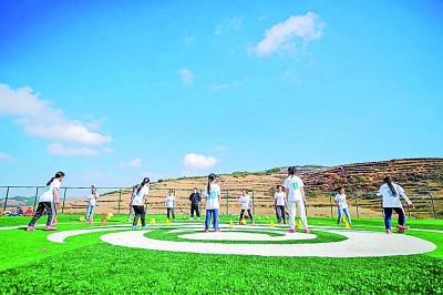 山村学校校园,山村学校照片