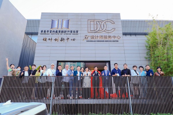 连香港知名王姓艺人都来挑家具的商场，究竟有什么样的魅力？