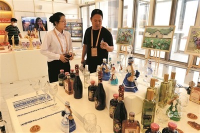 聚焦上海合作组织“三会一展”:欢聚一堂,展出各自精彩共享“上合机遇”