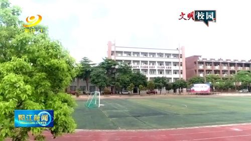 学校足球氛围营造,校园足球亮点工作